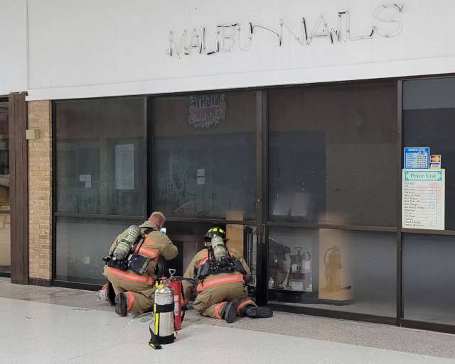 Mall Fire Nov 21 2 640